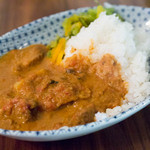 酒飯さわず - バターチキンカレー 680円