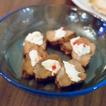 酒飯さわず - いぶりがっこクリームチーズ 440円