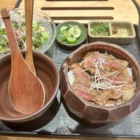 北新地 肉料理 名門 - 