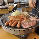 Yakiniku Kankokuryouri Yaku Yaku Shokudou - 