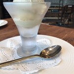 Giolitti Cafe - この上のティラミスのジェラートが溶けてるのが残念過ぎた！