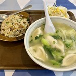 Honkon Shokukan - 2023.10.28  水餃子+焼き飯セット