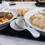 餃子の王将 - マーボー丼ランチ（麺並盛）＆餃子