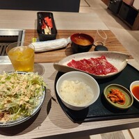 にくずき - やわらか赤身焼肉定食