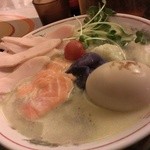 フスマにかけろ 中崎壱丁 中崎商店會1-6-18号ラーメン - ホワイトチョコNoodle・チョコ増量版(2013/11)