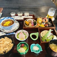 酒と二十四節気料理 きのえね omoya - お料理 全貌