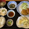 酒房　三日月食堂