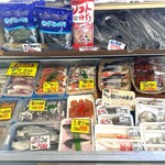 おさかな屋きたいさん - 店内魚売場