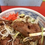 ラーメンスタンド とん平食堂 - レバーリフトアップ