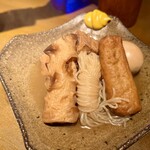 Wakafe Tsuki - 関東炊き風おでん盛り。どれが関東なのかは、マスターのみぞ知る