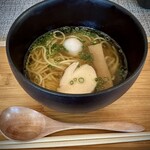 Mandarin Orientaru Toukyou - 鶏とあごだしのラーメン［by pop_o］