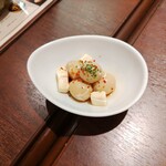郡山キッチン - うずらの玉子とクリームチーズのトリュフ醤油漬け