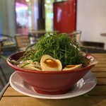 Ramen Kairikiya - ・京都漆黒醤油 味玉ラーメン 990円/税込
                        ・九条ねぎ 198円/税込