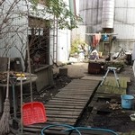 鶏の放し飼い！出汁かぁ？？（笑）