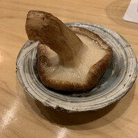 炭火割烹 麻布龍土町 - 椎茸
