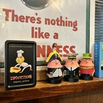 おうどん くるみ家 - かわいい置物がたくさん