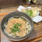 おうどん くるみ家 - きつねうどんと天ぷら