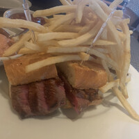 ウルフギャング・ステーキハウス シグニチャー - 