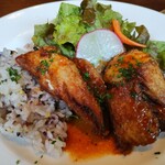 築地フレンチ メゾンミッシェル - サバとビネガー風味のピラフが合う〜♪サラダもシャッキシャキ！