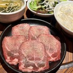 溝の口焼肉 にく野郎 - 
