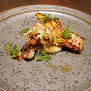 和を取り入れたイタリア料理。四季の移ろいをお楽しみください。