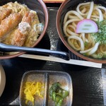 うどんの宿六 - 料理写真: