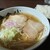 活力再生麺屋 あじ庵食堂 - 料理写真:味玉ラーメン(¥850)、ごはん小(¥150) - 醤油ベースに鶏と豚の合わせダシというスープは超が付くほどあっさりテイスト。しかし旨みもあふれるスープです。