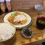 Sakura - ミックスフライ定食