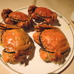 中国飯店 - 上海蟹（オス７０００円Ｘ２、メス６５００円Ｘ２）