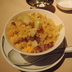 中国飯店 - レタスとチャーシューのチャーハン