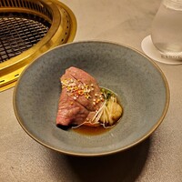 肉屋甲 - 