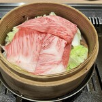 焼肉かなう - ミスジと野菜の蒸籠蒸し