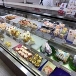 不二家 - 美味しそうなケーキたち