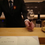 美会 - 貴重なワインを