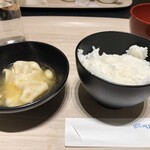 KU - 白米、水餃子
