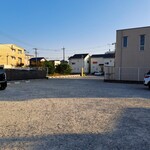 アウトレットスイーツ ロピア - 駐車場広いです。