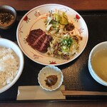 牛たん焼き 仙台辺見 - 料理写真:サービスランチ　上タン焼きとねぎまぶし定食