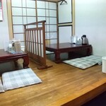 木の家食堂 - 座席