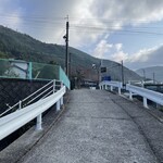 谷川米穀店 - 上迄、待ちの列になります