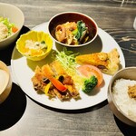 Kafe Koto Dama - ランチメニューはその日の1種類のみ