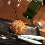 ジャン ポール チェボー - 料理写真:イートイン♪奥様とお話ししながらシュークリームとペリエで朝ごはん