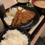 Katsufuji - エビ&ロースかつ定食