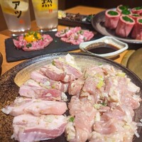 ホルモン焼肉 富や 栄店 - 