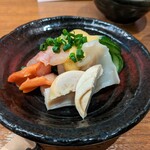 居酒屋 環 - 白みる貝と赤貝のニラぬた。日本酒に合わないわけがない！！