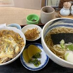 基やぶ - サービス定食(他人丼・かけそば)