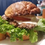 CHILLAX BURGERS&WINE - スマッシュバーガー