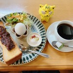 ふらっとCAFE - 小倉トーストモーニング　460円(税込)  ※上からも