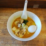 麺屋すみす - よくばり水炊きらーめん、鶏チャーシュー追加