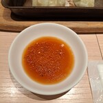 Kou nan - 餃子のタレには七味唐辛子を入れてみた。