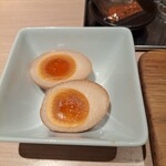 江南 - サービスで頂いた味付け煮卵。